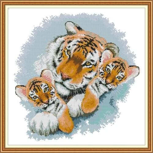Tiger mother and tiger baby cross stitch kit aida 14ct 11ct count print canvas cross stitches needlework embroidery DIY handma