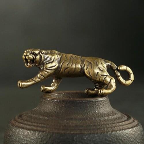 Brass Vintage Tiger Keychain Charm Home Ornament Chinese Zodiac Tiger Mascot Pendant