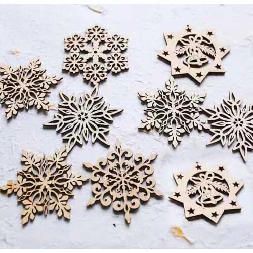 10 pieces of 2021new snowflake Christmas and New Year decoration wooden home party pendant Christmas new toy supplies