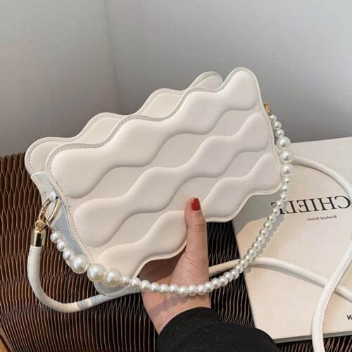 Luxury Womens Shoulder Bags 2021 Fashion Pearl Chain Handbag For Women Purses And Crossbody Bags Clutch Bags Ladies Hobo Bag