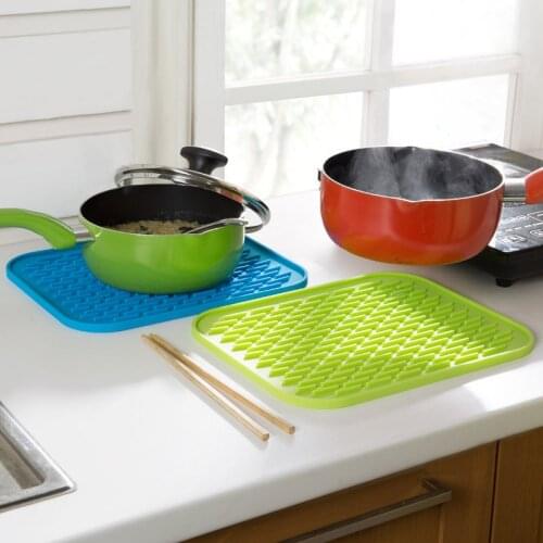 1 PC Heat Resistant Mat Non-slip Mat Table Placemat Mat Kitchen Dishes Cup Dry Mat Rack Silicone Pot Holder Table Decoration