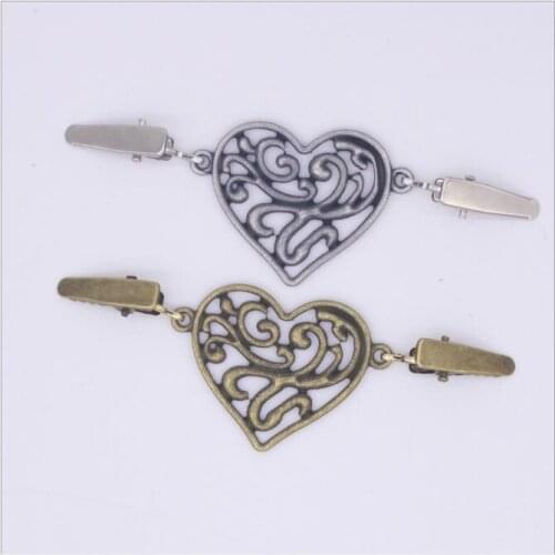 1Pcs Retro Sweater Cardigan Clips Keeper Fashion Shawl Duck Clip Buckles For Clothes Decor Beaded Pearl Pin Brooch Metal Buckle