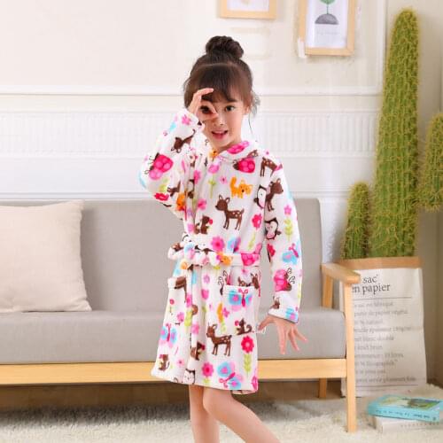 Fashion Children Robes Flannel Print Boys Girls Gown Long Sleeve Hooded Bath Robes Cute Baby Boy Girl Bathrobe Children Clothing