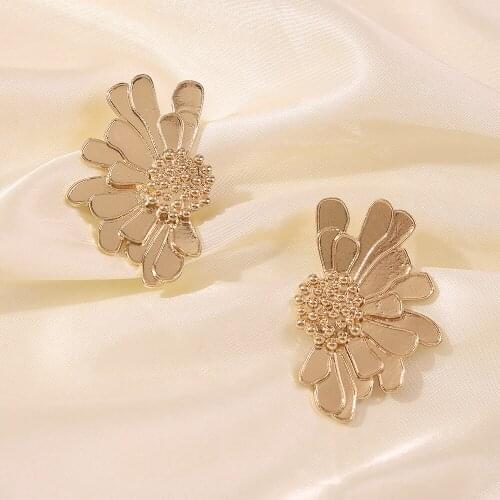 In 2021 Hiphop/Rock Retro Female Temperament Stud Earrings Irregular Sell Like Hot Cakes Simple Fashion Punk Earrings