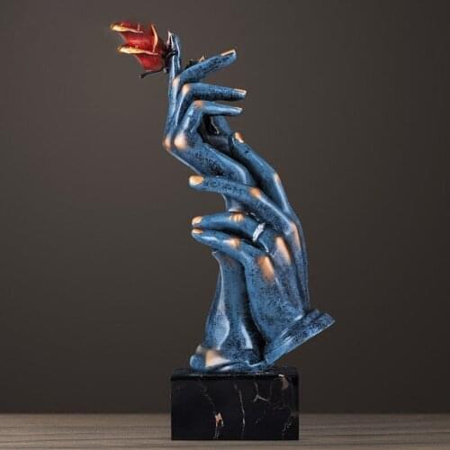 Nordic Creative Resin Holding Hands Sculpture Living Room Decorate Home Decoration Crafts Desktop Display Ornaments