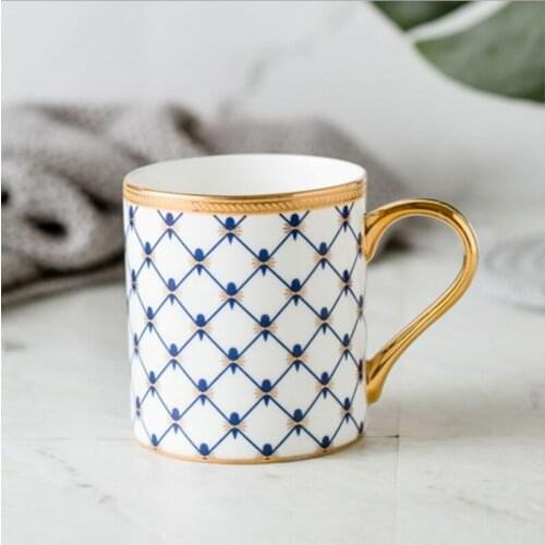Nordic Ins Gold Circled Mug With Lid Spoon Light Luxury Creative Personality Trendy Water Cup Household Ceramic Coffee Mug