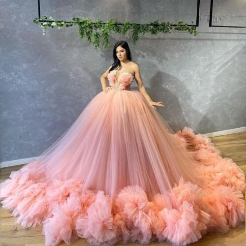 Sexy Strapless Princess Evening Dresses Crystal Beaded Ball Gown Prom Dress Ruffles Train robe de soirée Women Party Wear