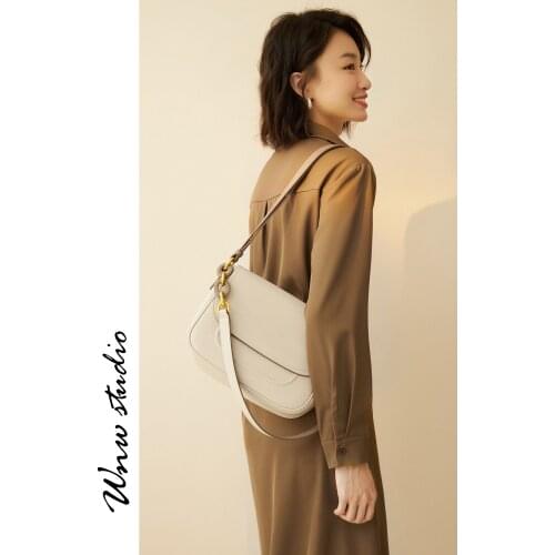 Premium sense bag womens french niche womens bag 2021 new fashion texture one-shoulder slant saddle bag
