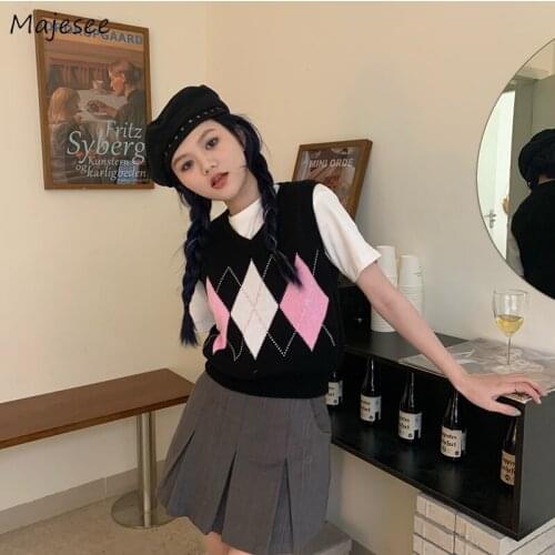 Sweater Vest Women Short Argyle Jacquard Knitted Jumpers Womens Fashion Leisure Loose Short Sleeveless Sweaters Ladies Chic Ins