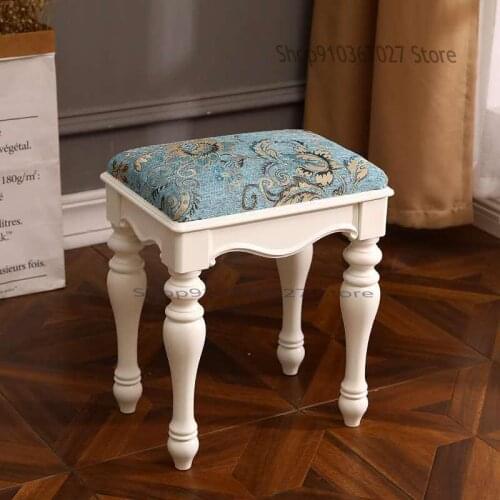 Net red solid wood small stool bedroom square stool Nordic ins shoe changing stool modern minimalist dressing nail makeup stool