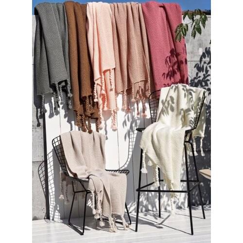 New 130*170cm Nordic Style Knitted Blankets with Tassel Throw Blankets for Sofa Bed Cover Plaids Shawl Bedpread Home Decoration