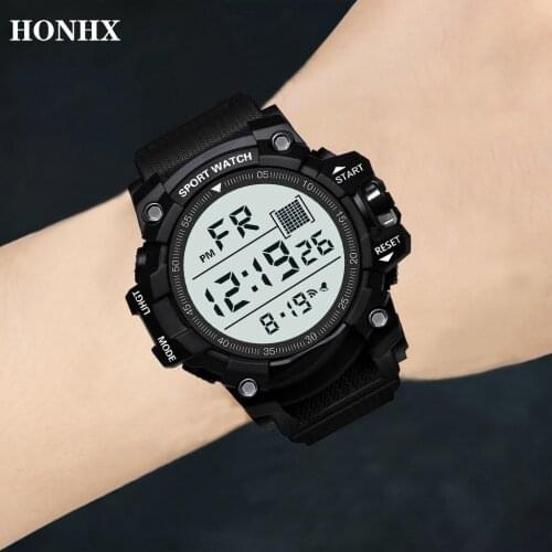 HONHX Fashion Waterproof Mens Boy LCD Digital Stopwatch Date Rubber Sport Wrist Watch montre pour enfant LED display Casual WD5