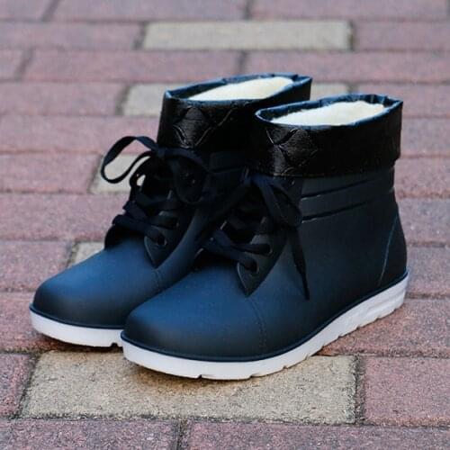 SWYIVY Footwear