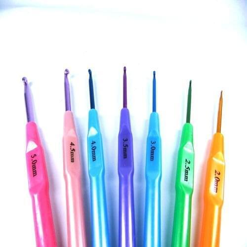 7pc/set 20 Set/lot 13cm Multi Color Plastic Handle Aluminum Crochet Hook Needle Knitting Needle DIY Knitted Needlework Hooks