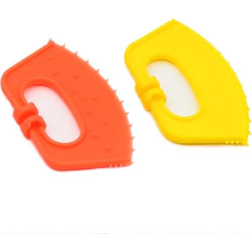 2Pcs Cow Nose Weaner Calf Cattle Nose Clip Plastic Cow Nose Thorn Weaning Tool For Stopping Milking Tools 2 Types