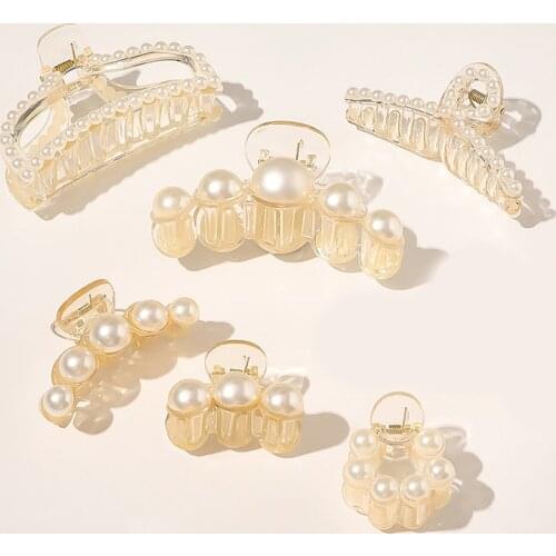 Fashion Girl Hair Claw Pearl Hair Claw Pearl Hairpin Crab Retro Hair Clips Hair Accessories for Women Three Different