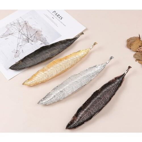 YOWEI Miniature Figurines