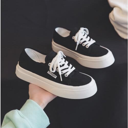QWEEK 2021 Sneakers Women Korean White Flat Canvas Platform Casual Sport Shoes Vulcanize Athletic Trainers Rubber Sole Basket