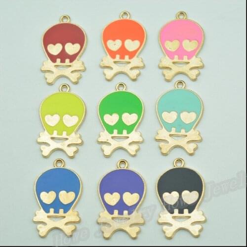 Davutoglu Gothic Pendants