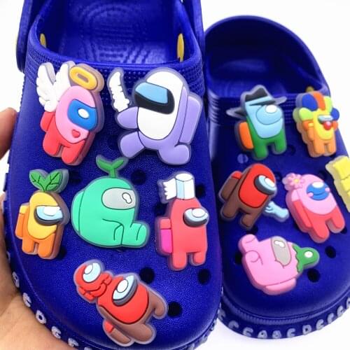 1PCS Glowing Cartoon Robot Icon Shoes Charms Animal Hole Slipper Buckles Accessories For Kids Party Gifts Graden Shoe Deocr