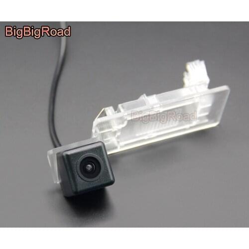 BigBigRoad For Volkswagen Touran 2011 - 2016 / Passat B7 B8 Wagon 2011- 2017 / Sharan 7N MK2 2011- 2015 Car Rear View CCD Camera