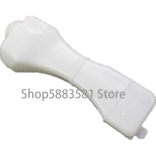 Car auxiliary kettle water tank auxiliary kettle hon daf it radiator refill kettle antifreeze kettle compensation tank