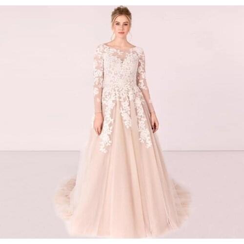 Latest Gorgeous Champagne Lace Long Sleeve Bridal Wedding Dresses Illusion Bateau Neck Wedding Gowns for Bride Back Out Applique