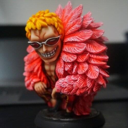 12cm Statue ONE PIECE Evil Donquixote Doflamingo Squatting Action Figure Model Toys Y1093