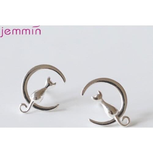 Fashion Design Cat Sit On The Moon Lovely Jewelry 925 Sterling Silver Simple Earrings For Women Girls Party Decoration