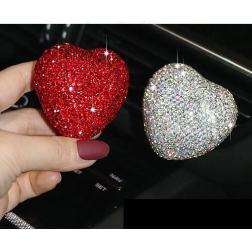Car styling Bling Diamond Car Air Freshener Crystal Heart Shape Car Perfume Outlet Air Vent Fragrance Clip Car Ornaments Girls