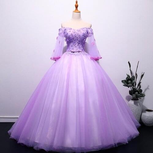 Elegant Lace Applique Quinceanera Dresses Vintage Boat Neck Half Sleeve Party Prom Dress Floor Length Stage Ball Gown
