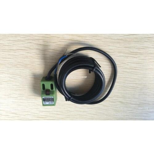 DC 10-30V 30mA NPN NC 3-wire 4mm Inductive Proximity Sensor Switch SN04-N2