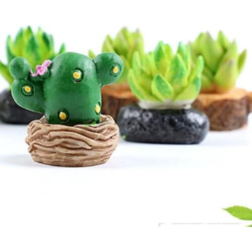 ZOCDOU 1 Piece Simulation Cactus Green Desert Succulent Cereus Plant Small Statue Figurine Little Crafts DIY Miniatures Ornament