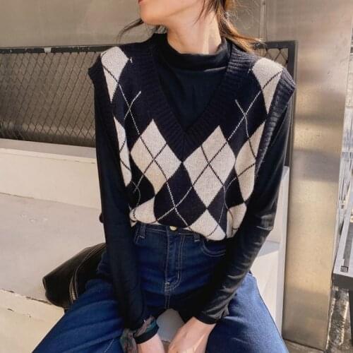 Sweater Vest Women Sleeveless Trendy Vintage Knitting V-Neck All-Match College Spring Classic Temperament Design Clothing Female