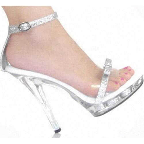 Fashion shows silver bow Flash powder bag with sandals model runway shows shoes Clubs appeal colourful shoes