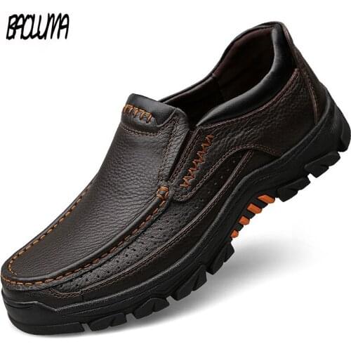 Classic Mens Casual Shoes Handmade Genuine Leather Mens Moccasins Loafers Outdoor Platform Driving Shoes Hot Sale Sneakers