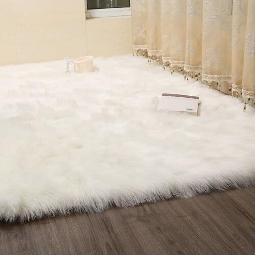Modern Faux Fur plush carpet bedroom window bedside carpet sofa cushion rugs imitation wool living room carpet customized
