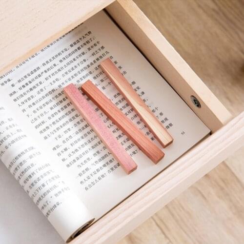 AXYC 5 Pcs Cedar Wood Wardrobe Clothes Drawer Mildew Camphor Bug Repellent