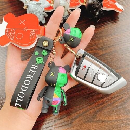 Fashion Half Skull Body Bear Keychain Punk Anime Keyring for Women Men Car Bag Pendant Key Chains Christmas Gift