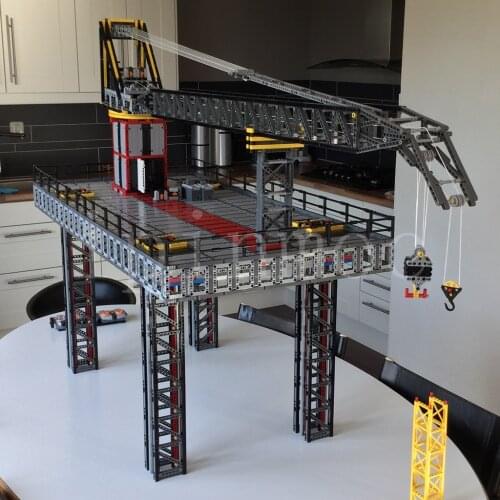 Two versions of drawing of high difficulty toys for platform traction tower crane