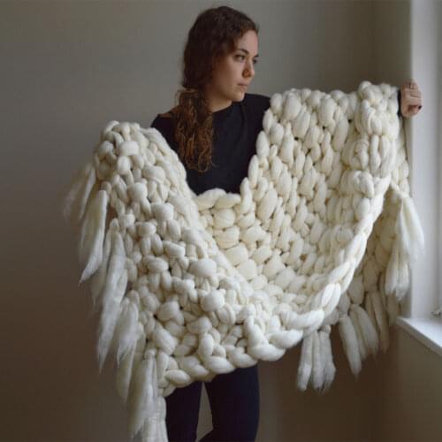 INS Hot Tassel Knitted Blanket For Sofa Handmade Wool Yarn Braid Blankets Stripe Throw Blanket Photo Prop European Carpet Decor