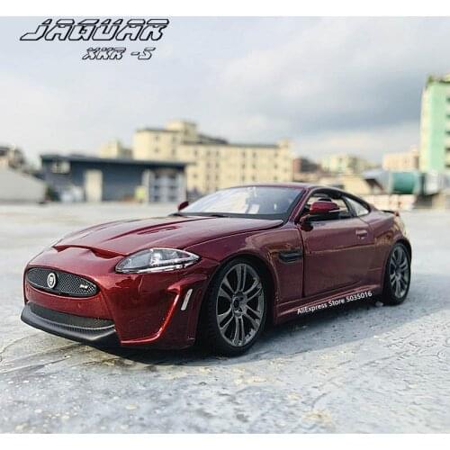 Bburago 1:24 Jaguar XKR-S Roadster simulation alloy car Die casting model crafts decoration collection toy tools gift
