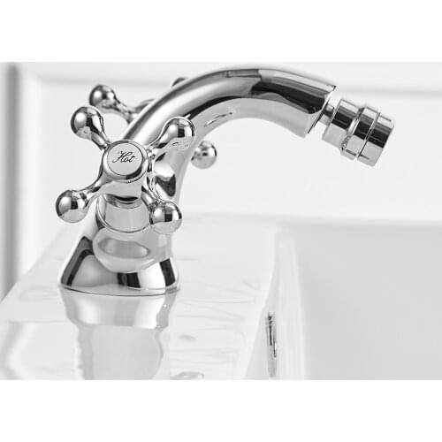 Chrome Bidet Faucet Two Ceramic Swivel Handles Water Bathroom Sink Brass Single Hole Deck Mounted Water Mixer Tap 7313