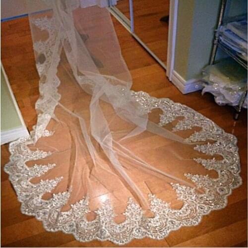 New Hot One Layer Bridal Veil Cathedral Crystals Shining Beaded Lace Applique Wedding Veil with Comb White Ivory Custom Made