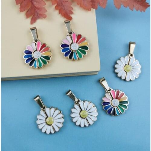 JeQue 10pcs Gold Color Tone Chrysanthemum Flower Shape Enamel Charms Double Layer Necklace Pendant DIY Jewelry Accessories Craft