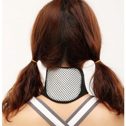 Household cervical neck brace with spontaneous heat summer ultra-thin breathable far red warm neck to neck collar