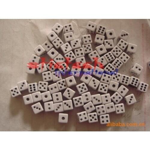 By dhl or ems 200sets 50pcs/set Best Promotion 50 PCS Plastic White 8mm Gaming Dice Standard Six Sided Decider Die RPG