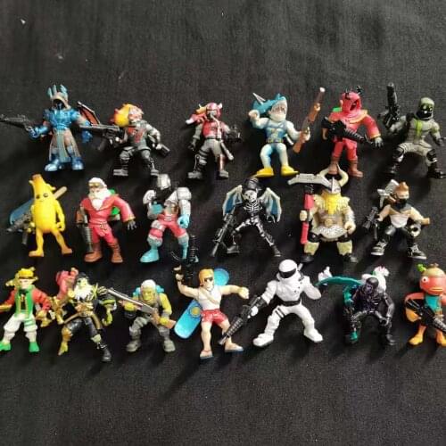 5/10Pcs Genuine Fortnite Game Action Figure Toy 5.5-7cm Character with Weapon Accessory Peely Skull Trooper Fishstick Blackheart
