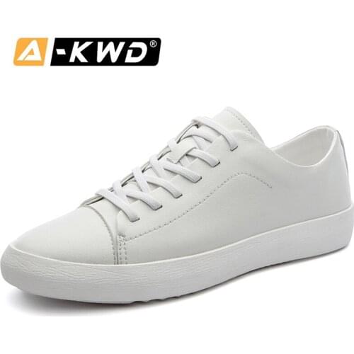 2019 White Men Trainers Shoes Pu Men Casual Shoes Breathable Trainers Mens Light Zapatos Hombre Verano Fashion Summer Shoes Men