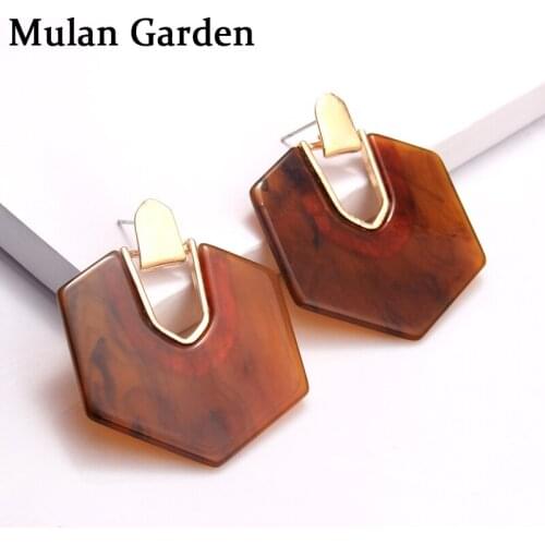 M&G Fashion Hexagon Personality Shell Earring Vintage Statement Stud Earring Fashion Acrylic Jewelry Women Accessories Wholesale